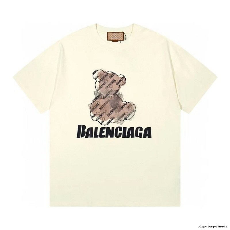Balenciaga Trendy Off-white T-shirt with Bear Print