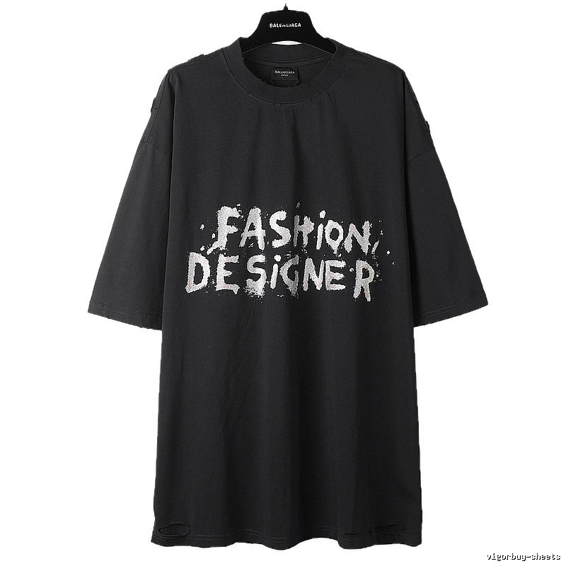 Balenciaga's trendy and cool black T-shirt