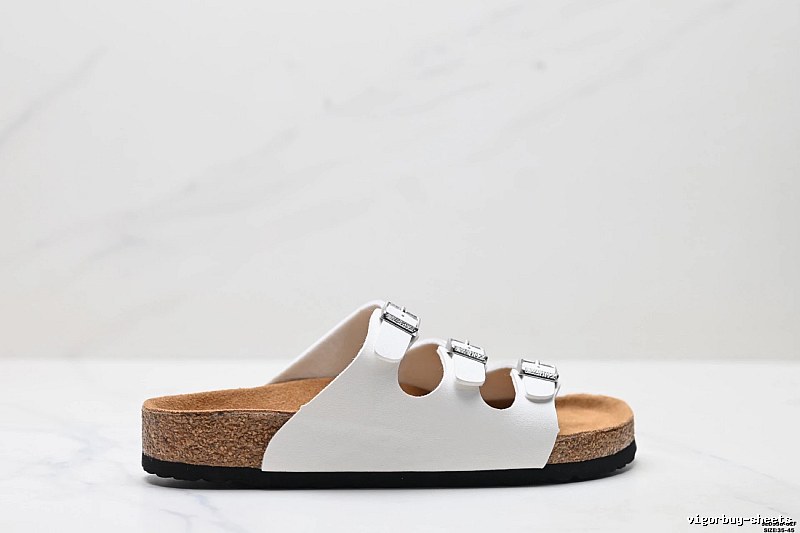 BIRKENSTOCK Three-Buckle Casual White Slide Sandals