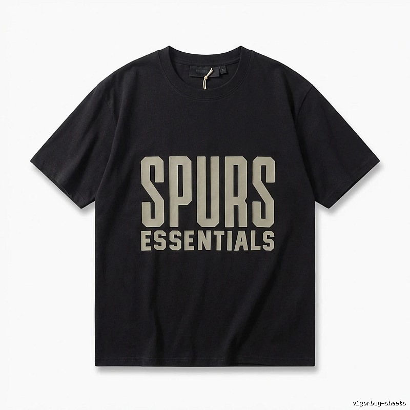 ESSENTIALS minimalist style black T-shirt