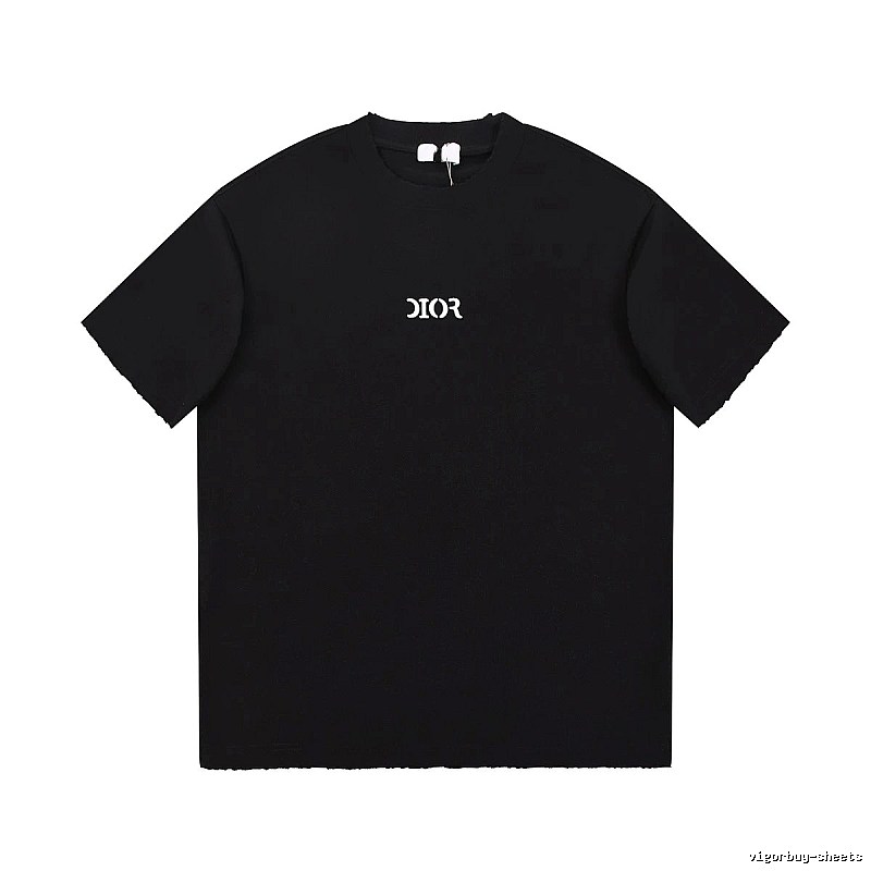 Minimalist Black Short-sleeve T-shirt with Dior Lettering
