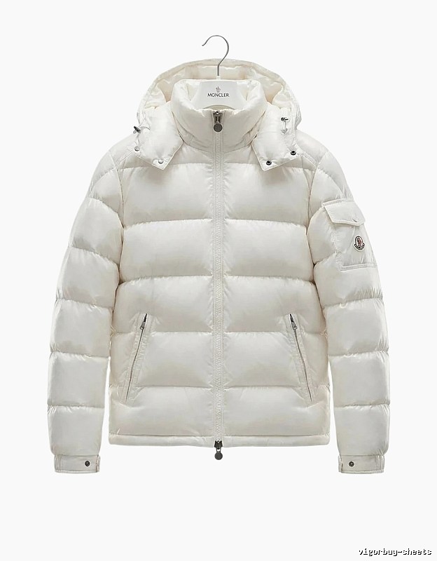 Moncler shiny and fashionable white down jacket