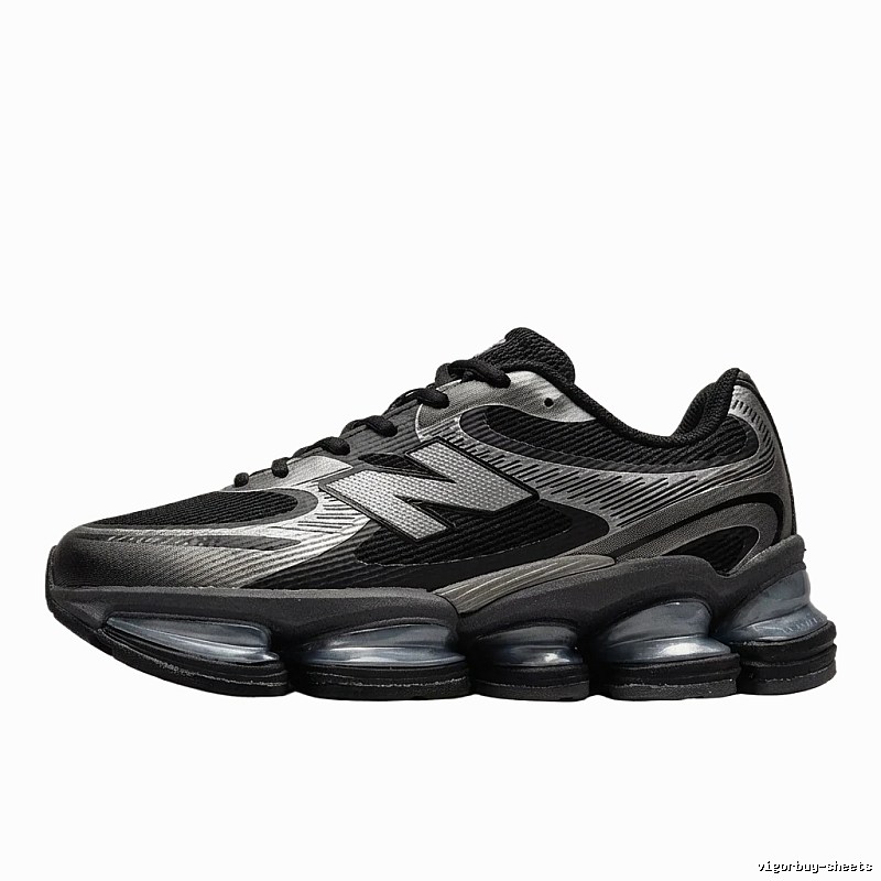 New Balance retro black and silver sports shoes
