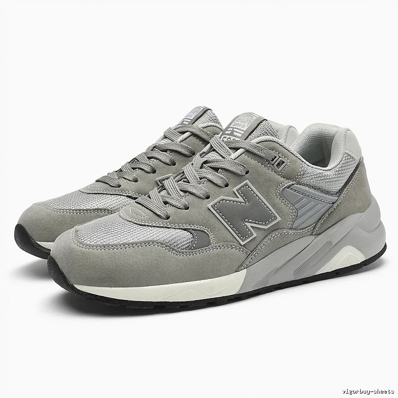 New Balance retro-style grey sports shoes