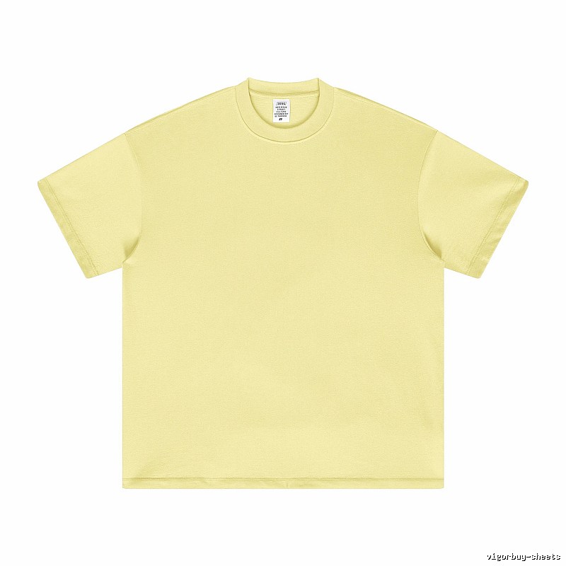 Relaxed Plain white T-shirt Minimal White Short with Designer-Inspired Detail