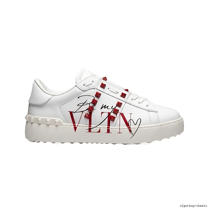 Valentino rivet trendy white shoes