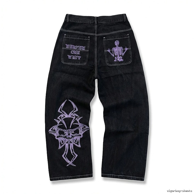 Y2K-style black trendy and cool jeans